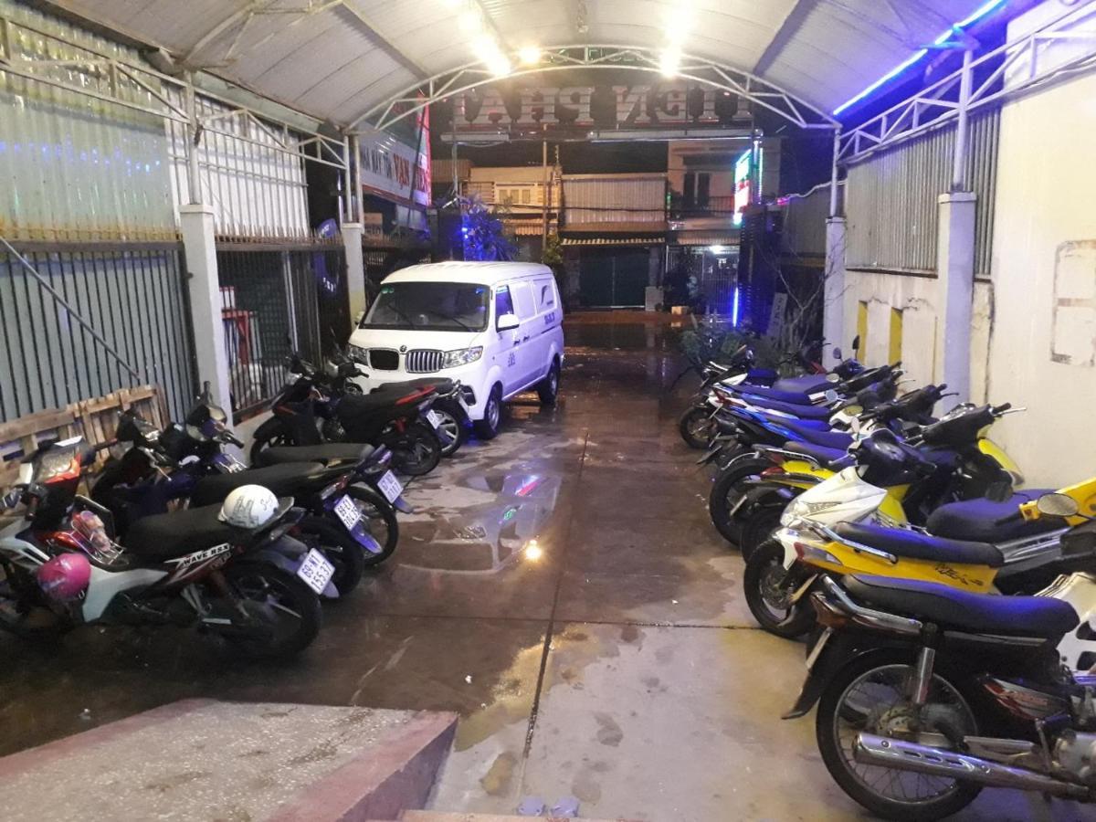 Khach San Tien Phat Ca Mau Exterior photo